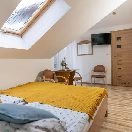 Kejb Δωμάτια σε οικογενειακή κατοικία